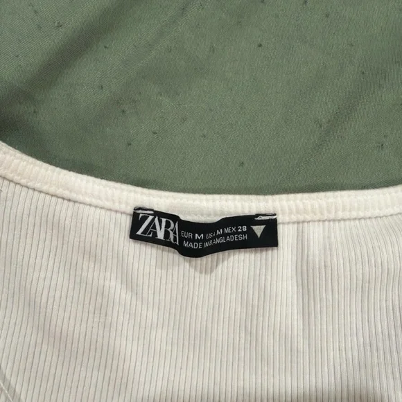 ZARA Cream Ruched V-Neck Crop Top - Picture 2 of 2